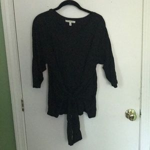 Express tie waist 3/4 sleeve tshirt